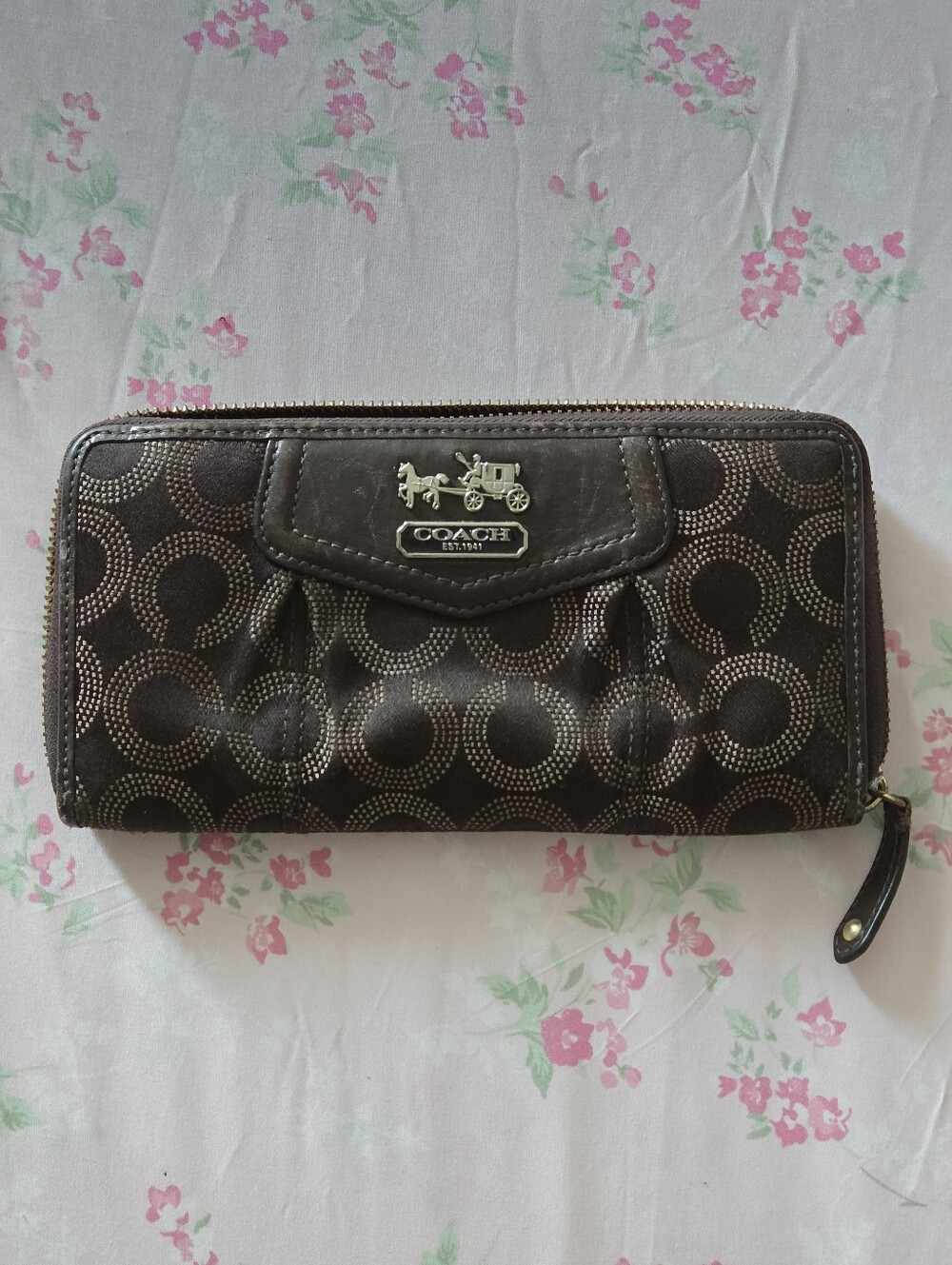 Coach Madison Dotted Op Art Zip Wallet